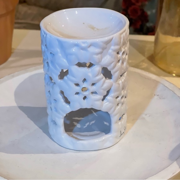 Harry Slatkin Snowflake Ceramic Wax or Oil Warmer Bath & Body Works - Picture 2 of 7